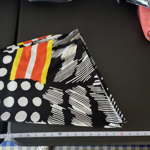 Max & Rina Womens Asymmetrical Polka Dot Blouse Size Medium Art to Wear Stretch - Picture 6 of 9